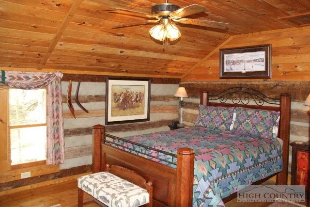 Image number 21 for the current listing