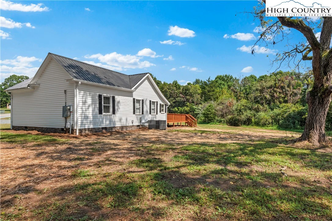 Image number 20 for the current listing