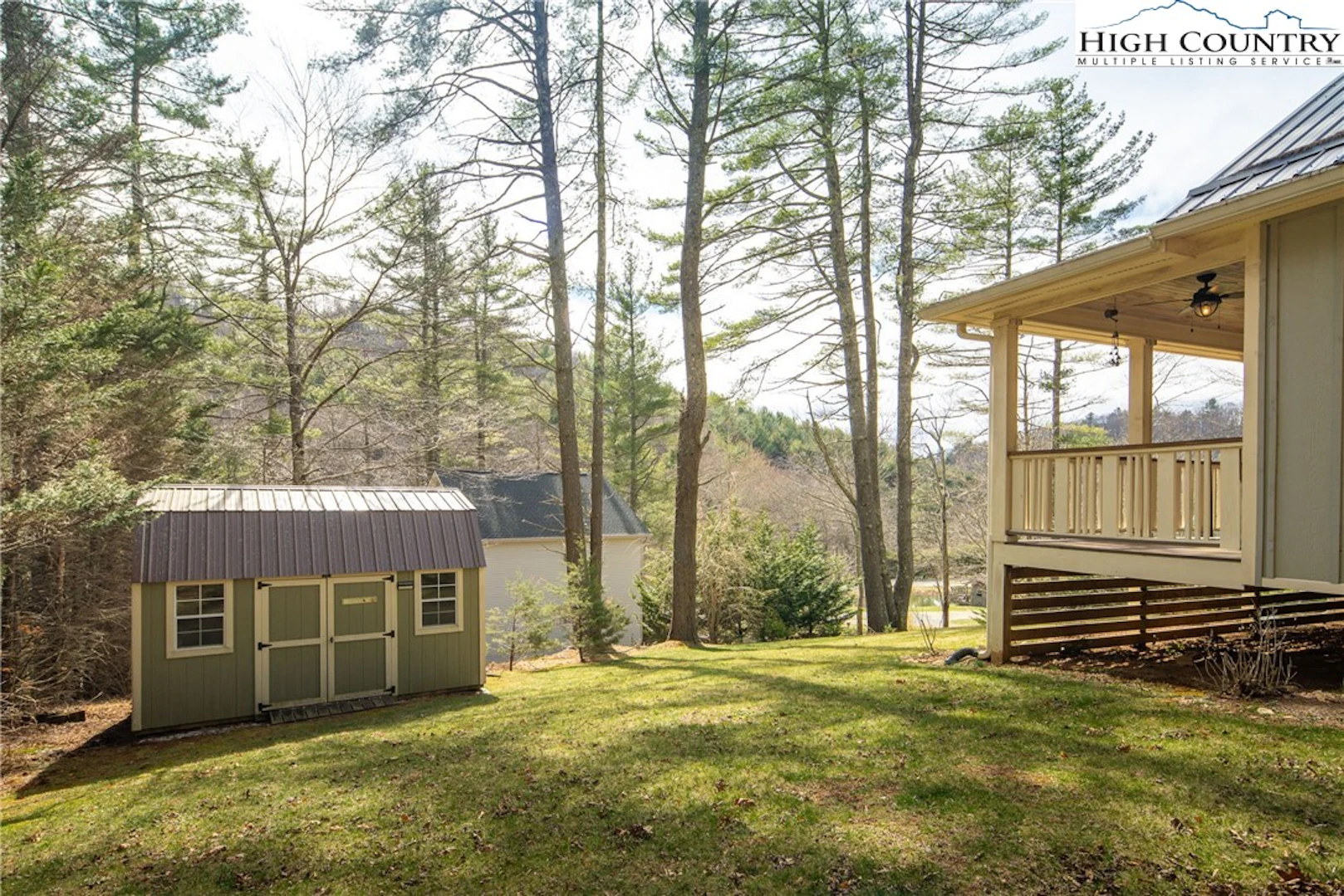 Image number 35 for the current listing