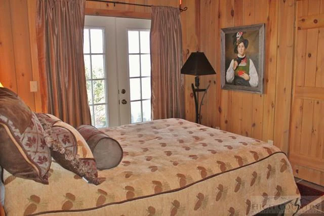 Image number 5 for the current listing