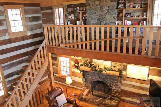 Image number 24 for the current listing