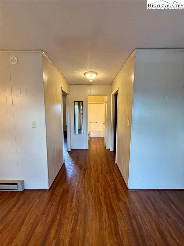 Image number 12 for the current listing