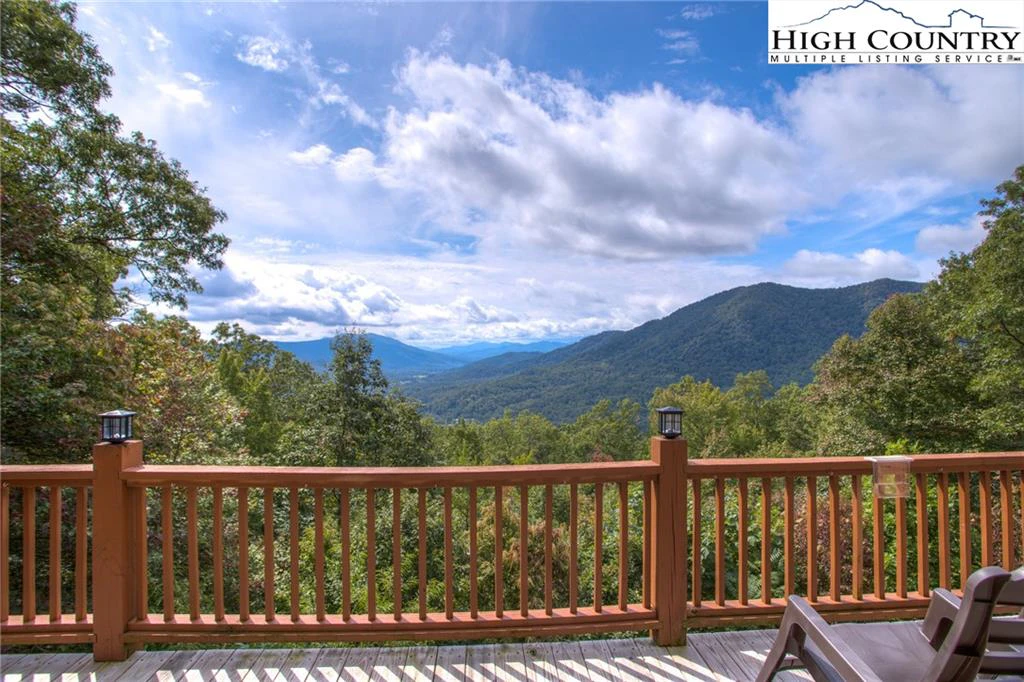 Image number 8 for the current listing