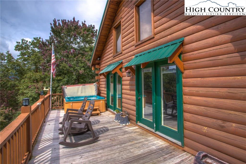 Image number 12 for the current listing