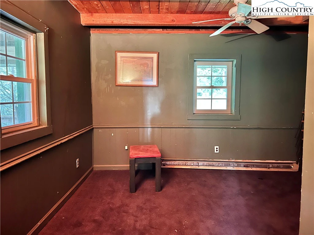 Image number 6 for the current listing