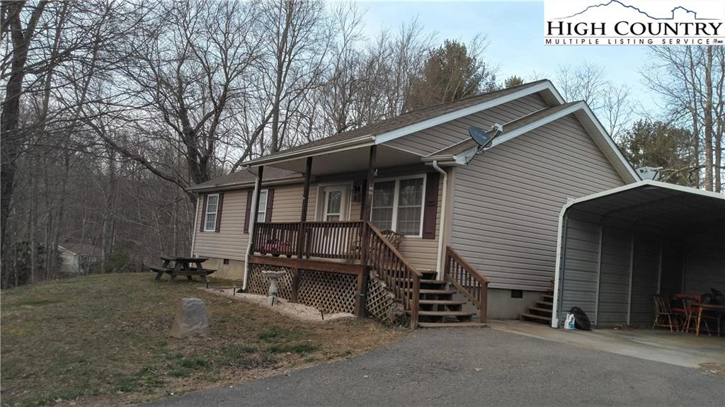 Image number 1 for the current listing