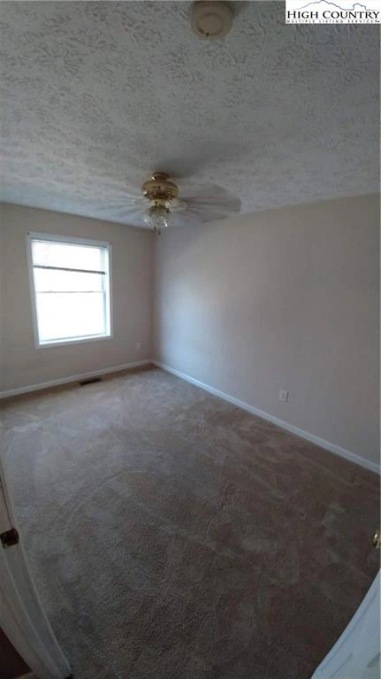 Image number 2 for the current listing