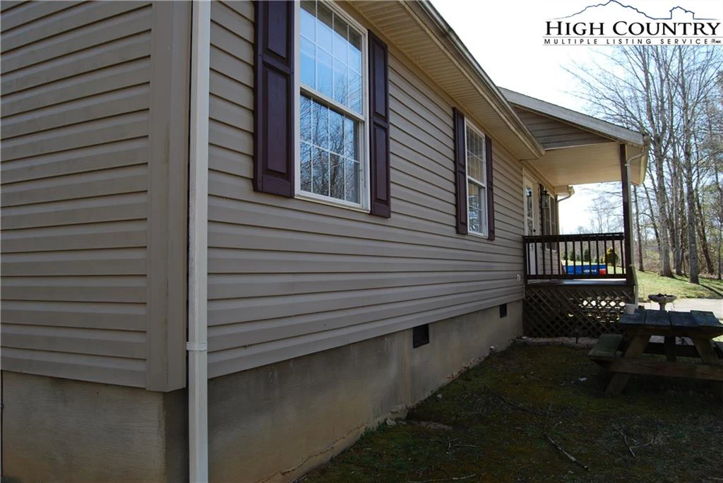 Image number 6 for the current listing