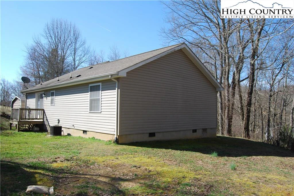 Image number 4 for the current listing