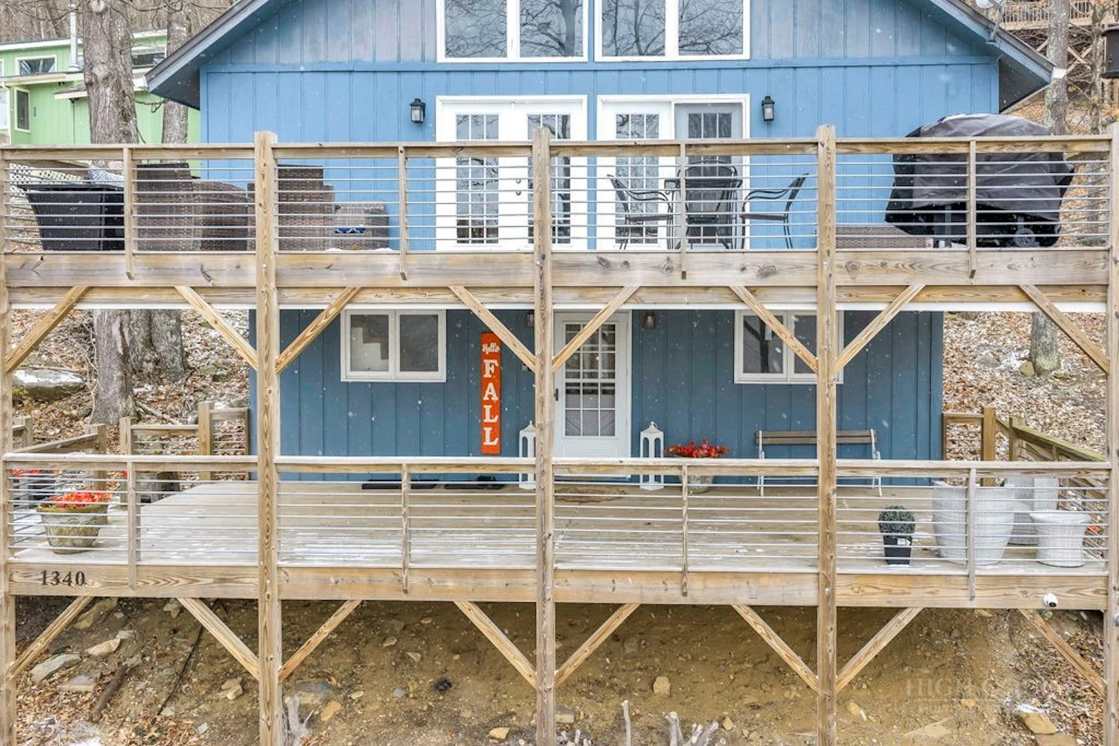 Image number 4 for the current listing