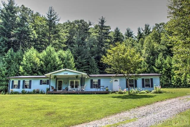 Image number 1 for the current listing