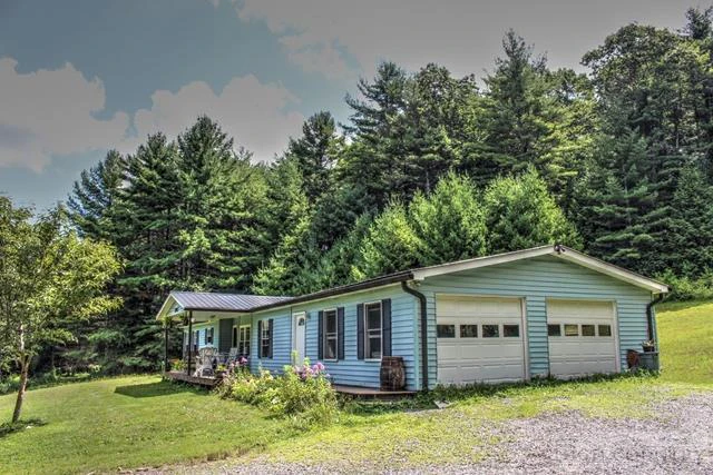 Image number 8 for the current listing
