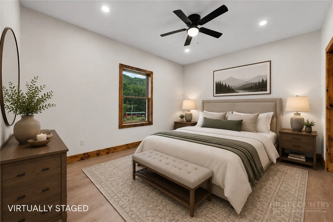 Image number 14 for the current listing