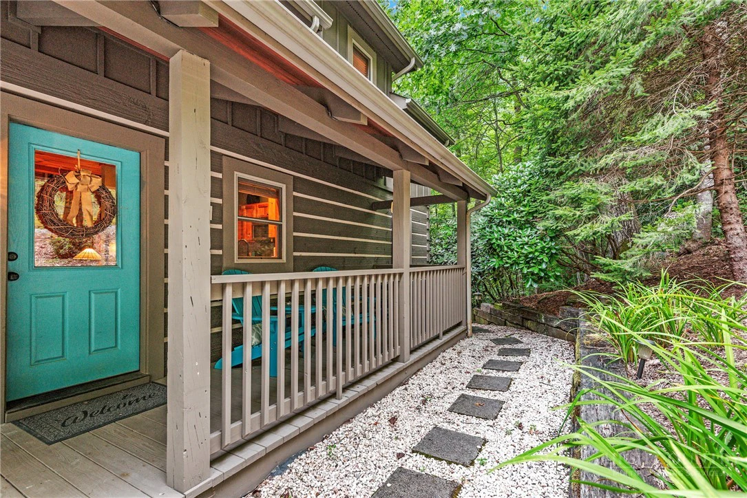 Image number 3 for the current listing
