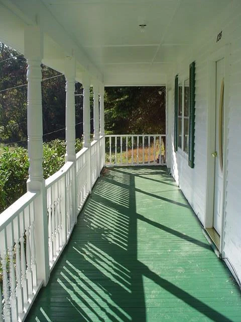Image number 17 for the current listing