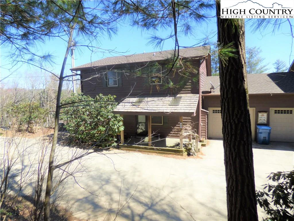 Image number 1 for the current listing