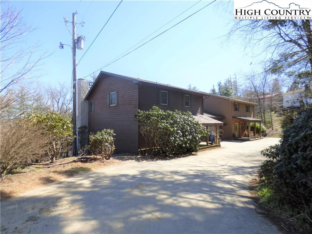 Image number 3 for the current listing