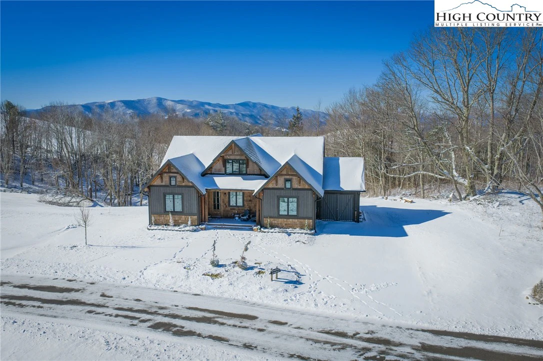 Image number 21 for the current listing