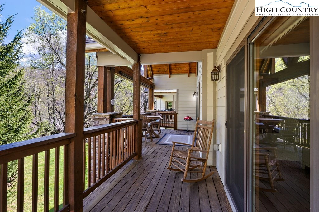 Image number 6 for the current listing