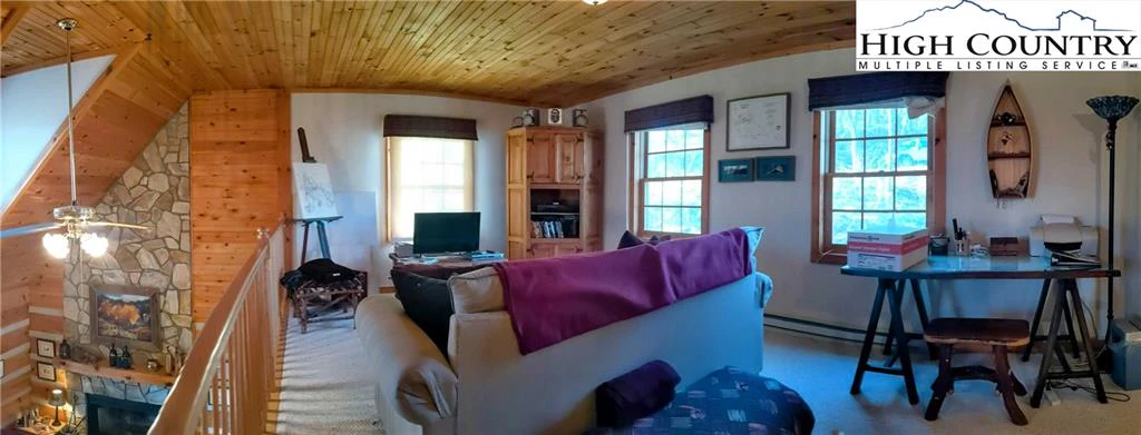 Image number 8 for the current listing