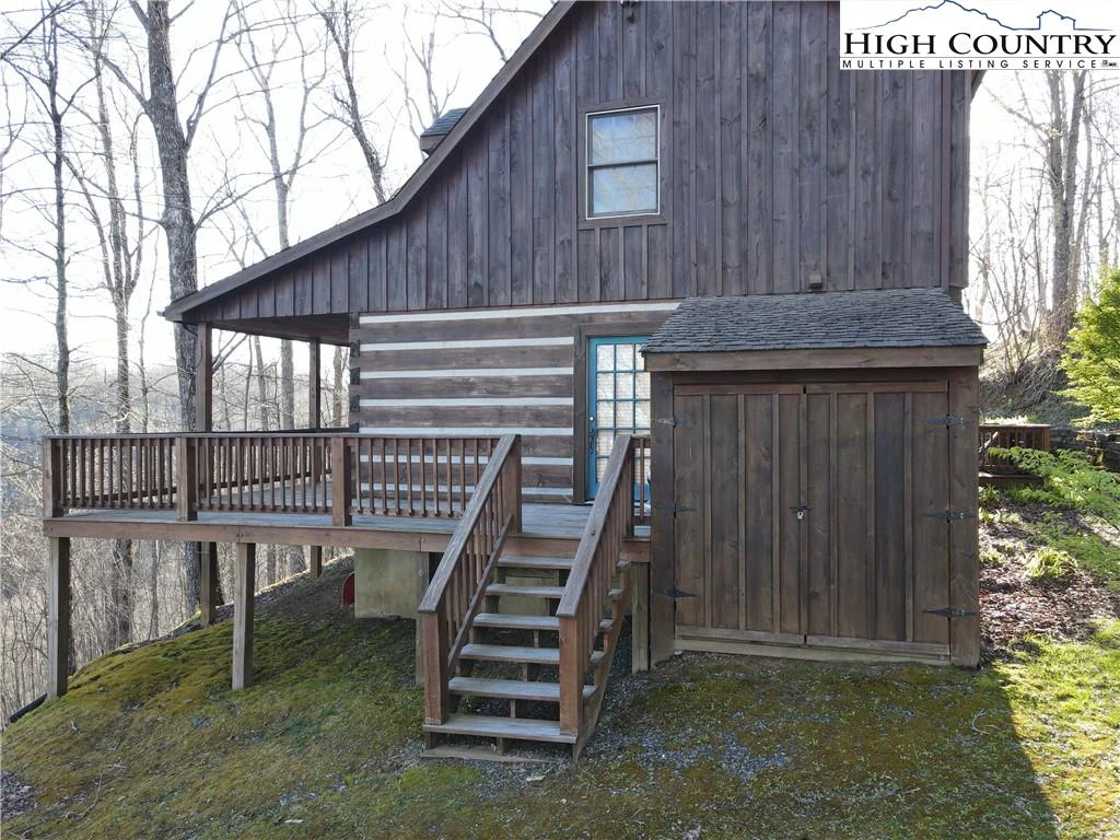 Image number 13 for the current listing