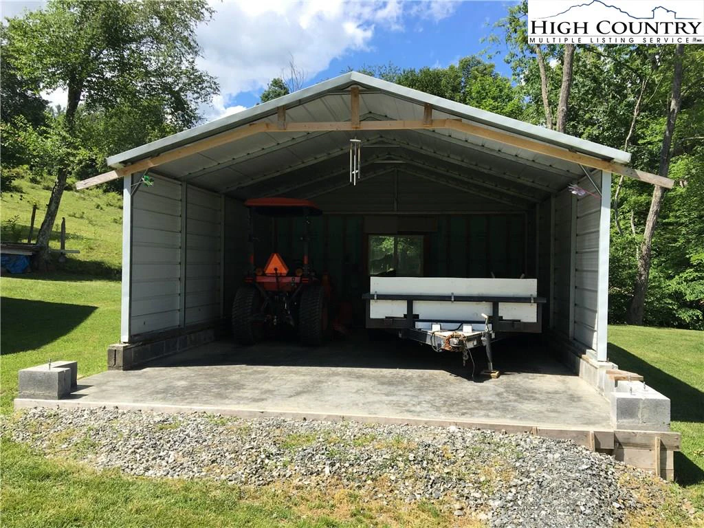 Image number 6 for the current listing