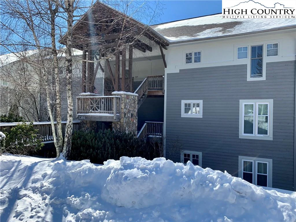 Image number 1 for the current listing
