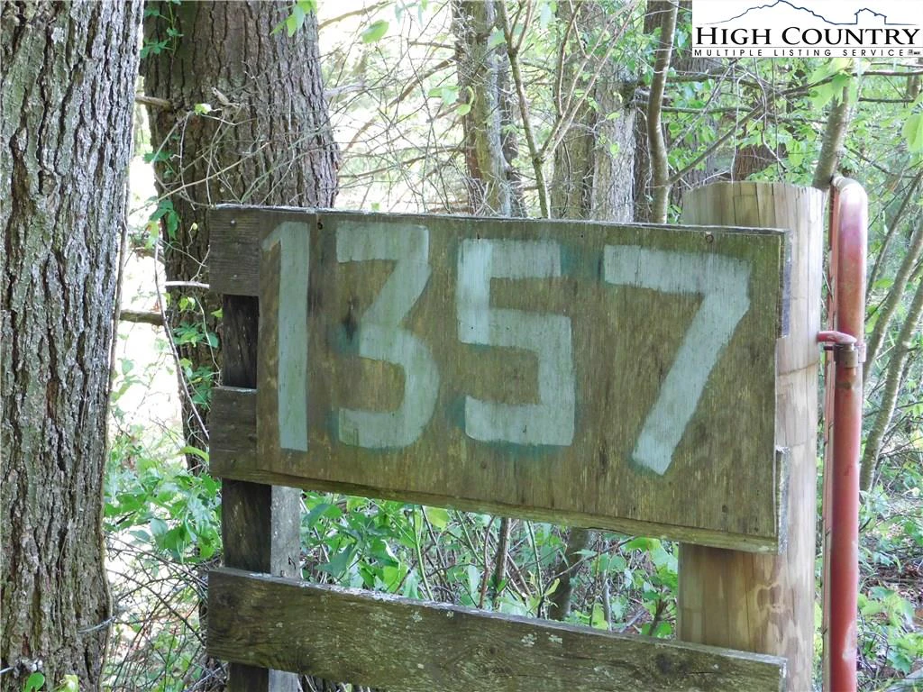 Image number 16 for the current listing