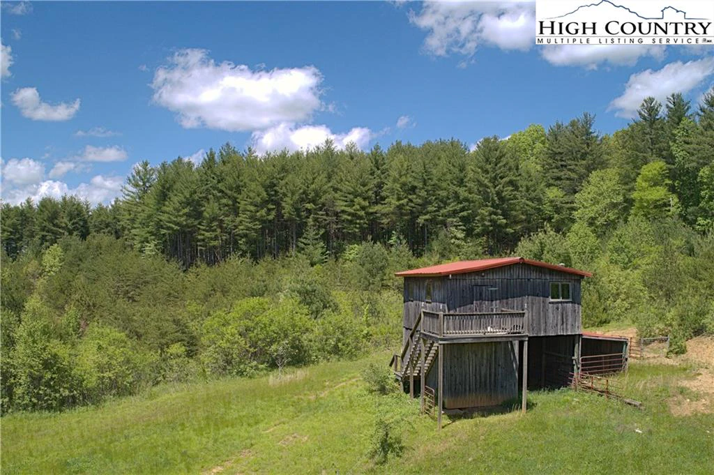 Image number 22 for the current listing