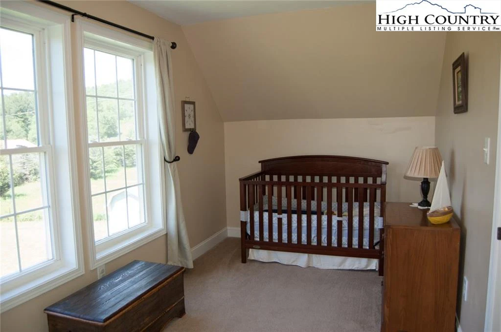 Image number 12 for the current listing