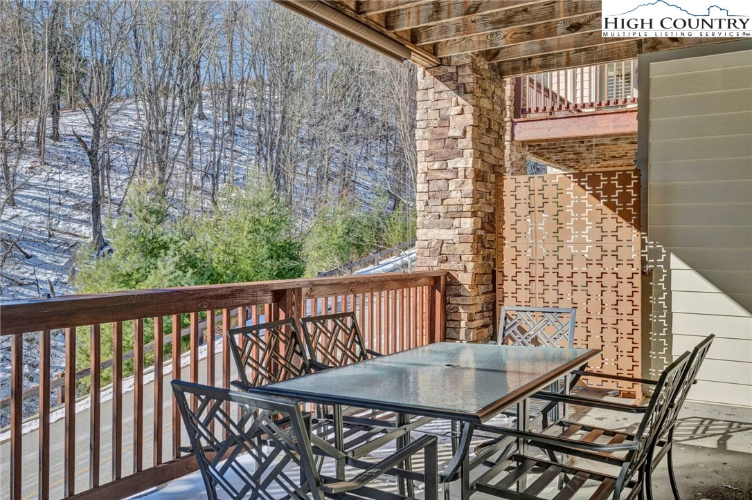 Image number 12 for the current listing