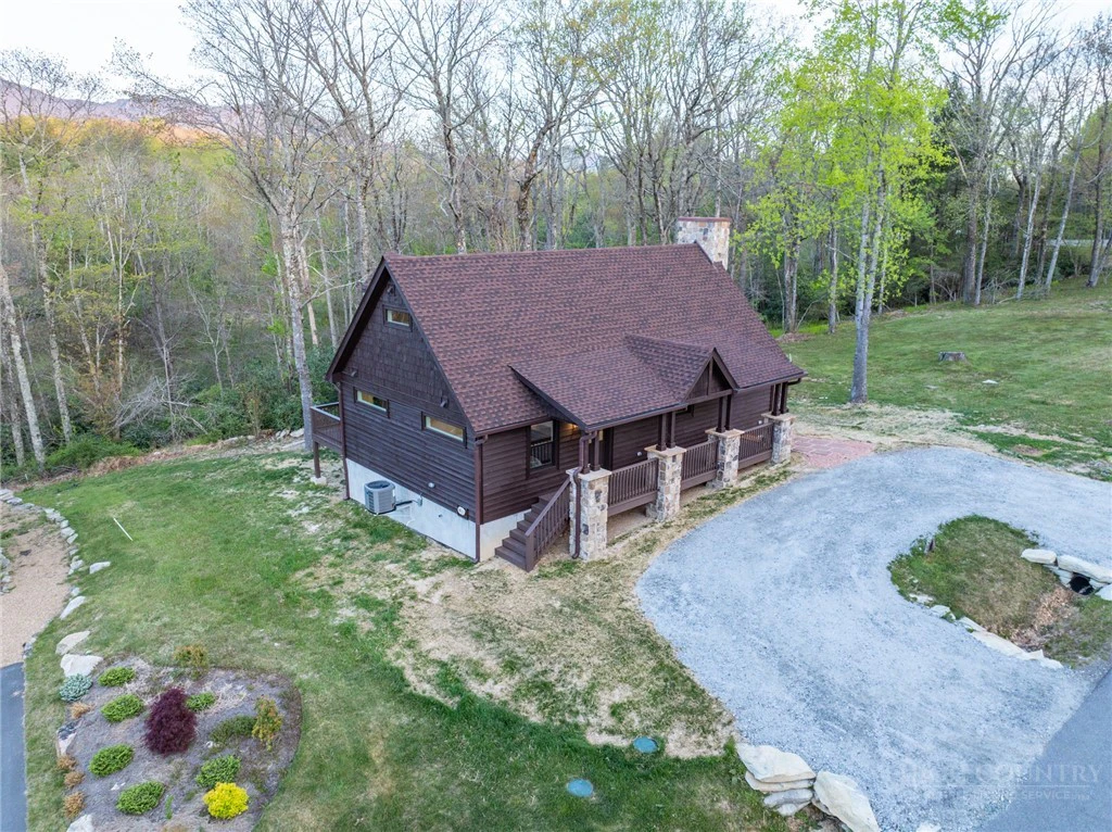 Image number 16 for the current listing