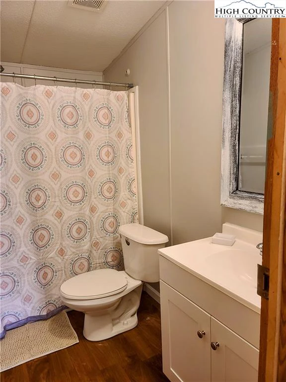 Image number 9 for the current listing