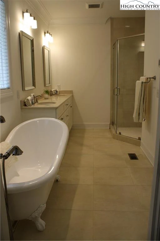 Image number 7 for the current listing