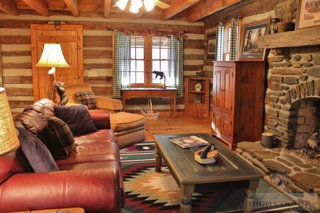 Image number 8 for the current listing
