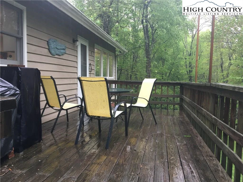 Image number 6 for the current listing