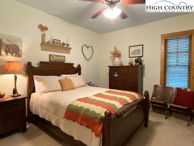 Image number 7 for the current listing