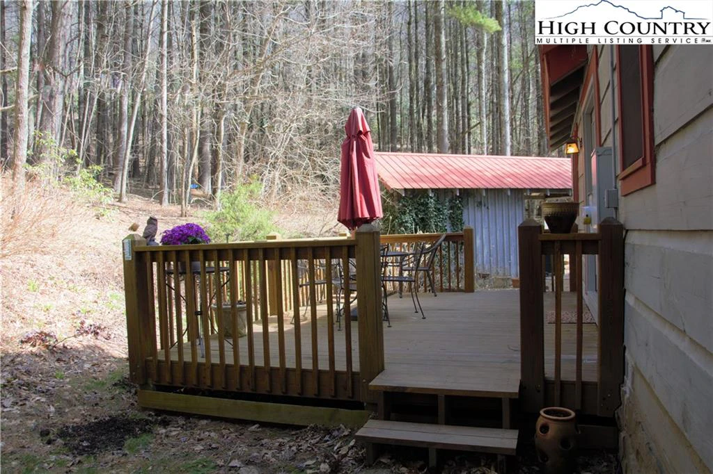 Image number 8 for the current listing