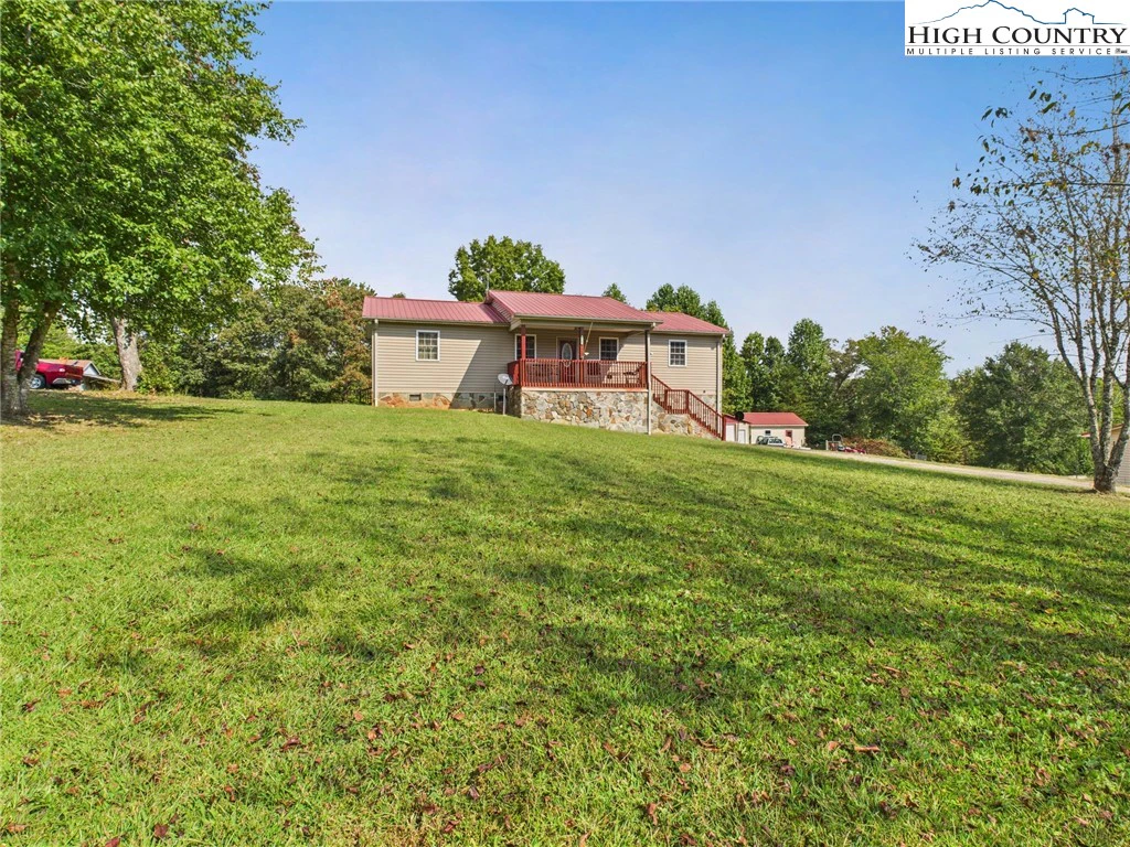 Image number 1 for the current listing
