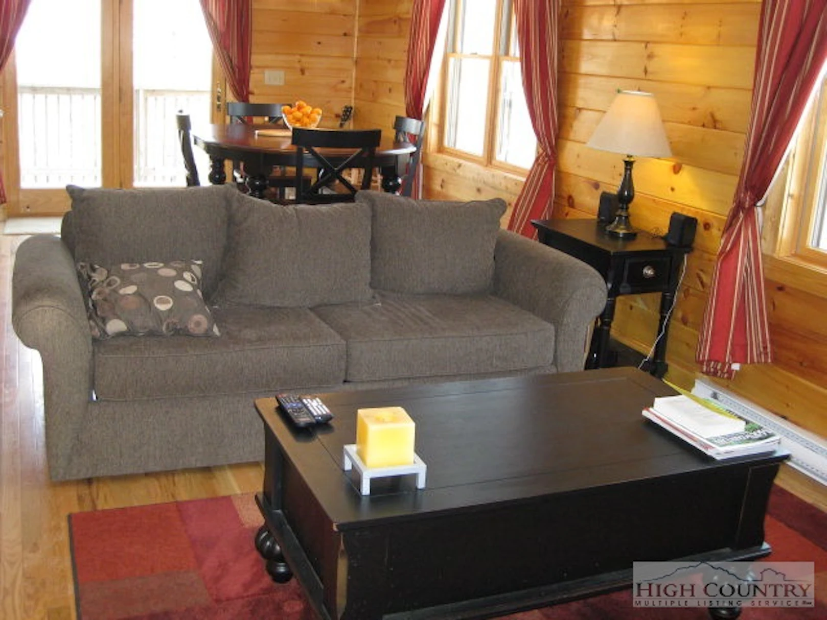 Image number 4 for the current listing