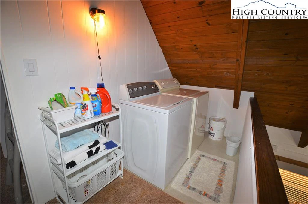 Image number 6 for the current listing