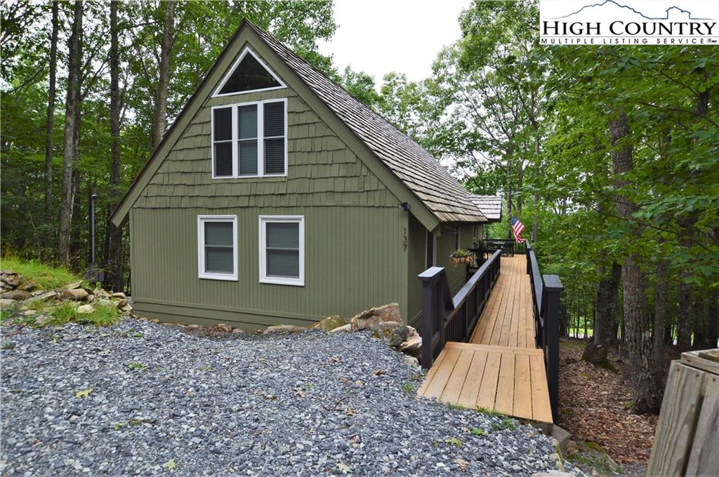 Image number 12 for the current listing