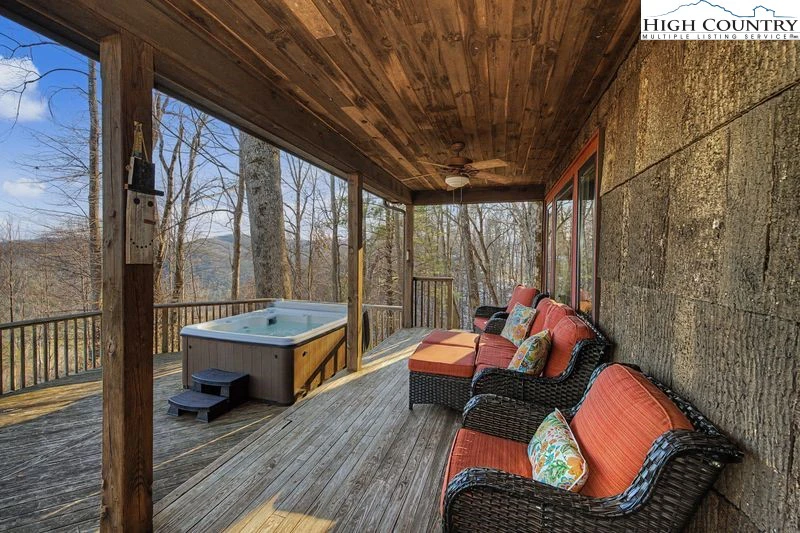 Image number 5 for the current listing