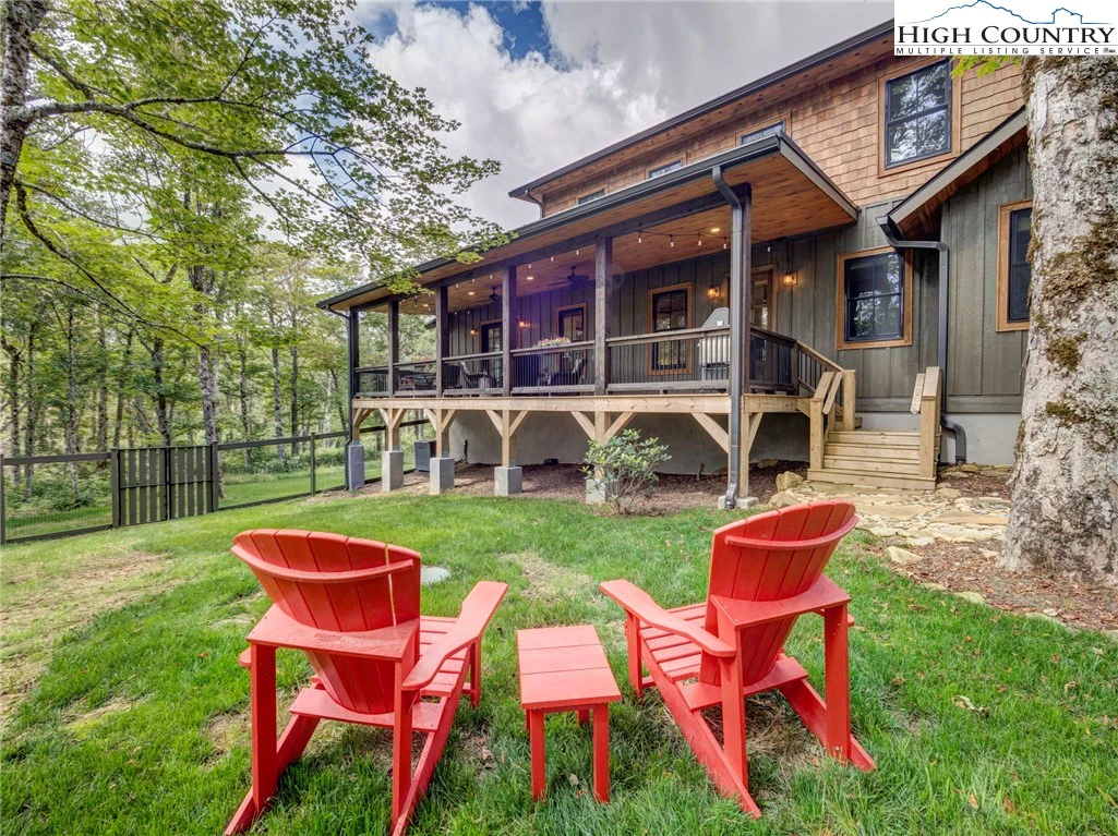 Image number 23 for the current listing