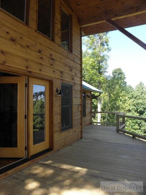 Image number 3 for the current listing