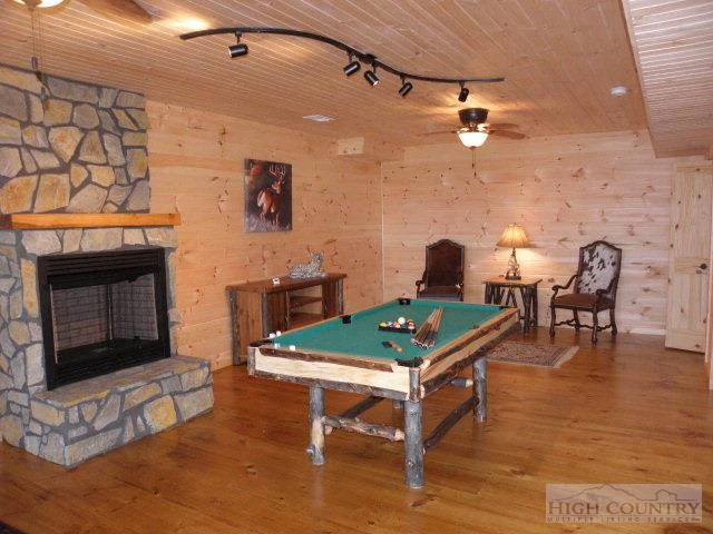 Image number 6 for the current listing