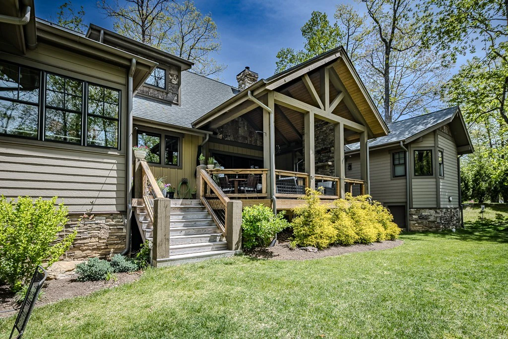 Image number 10 for the current listing