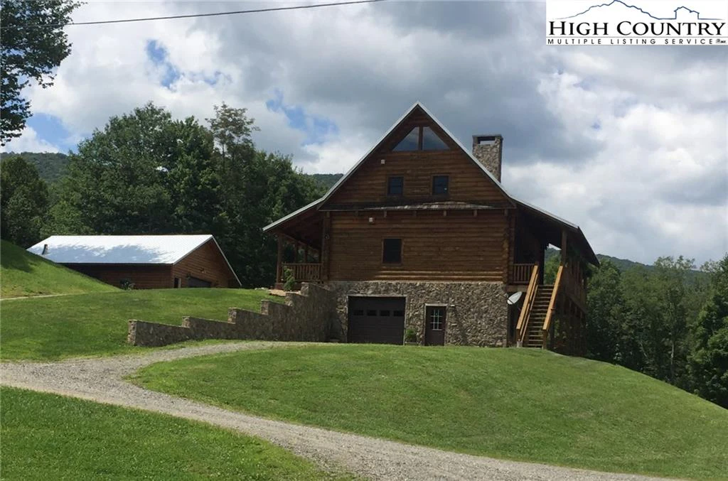 Image number 1 for the current listing