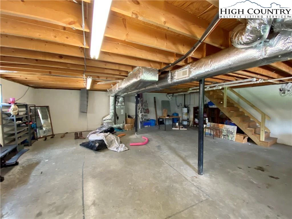 Image number 3 for the current listing