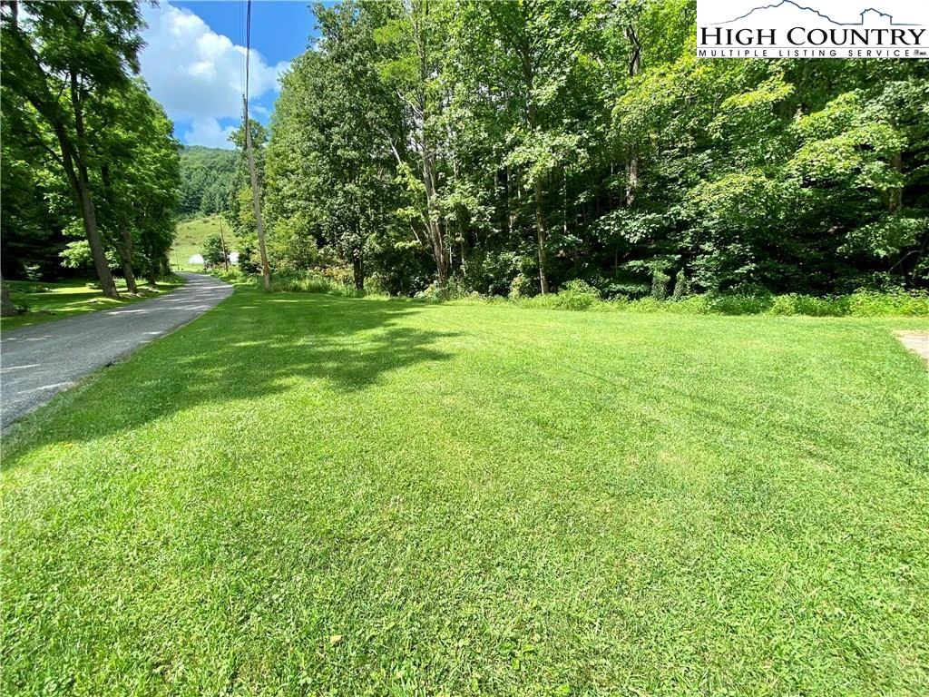 Image number 14 for the current listing